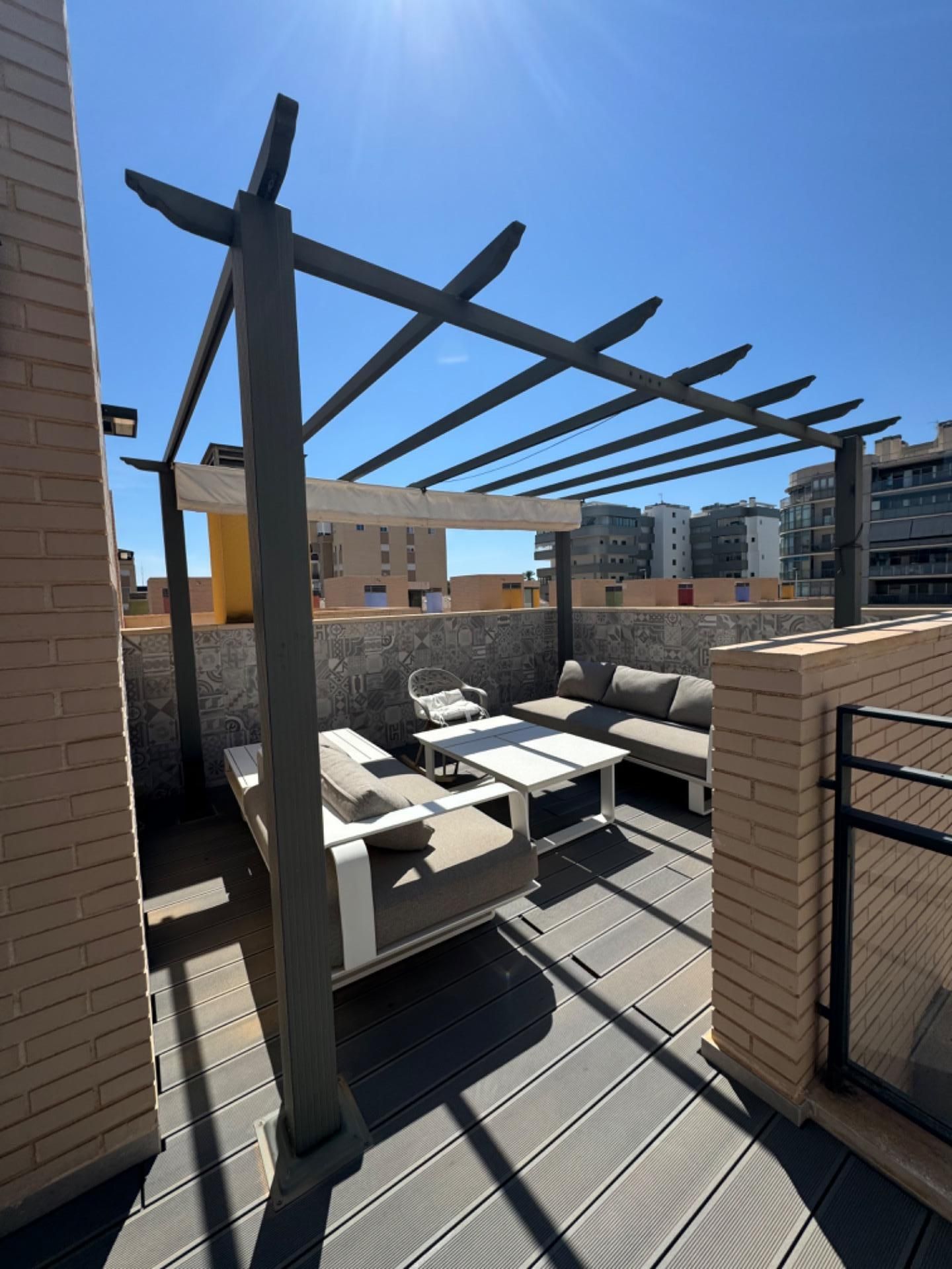 Terrassa de Casa adosada de lloguer en Elche / Elx amb Aire condicionat, Calefacció i Jardí privat