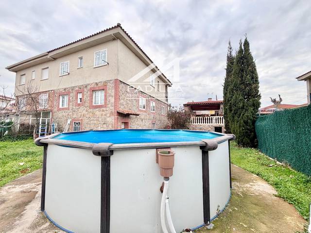 Casa adosada en Venta en CUENCA en Camarena