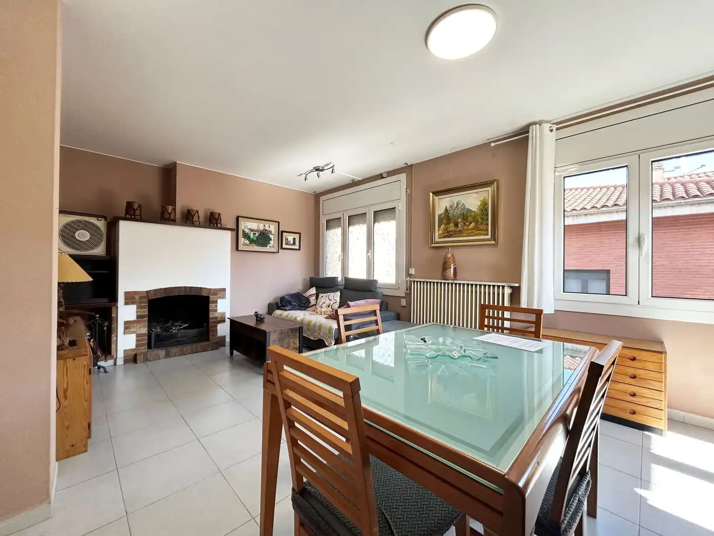 Sala de estar de Piso en venta en Torelló con Calefacción, Terraza y Trastero