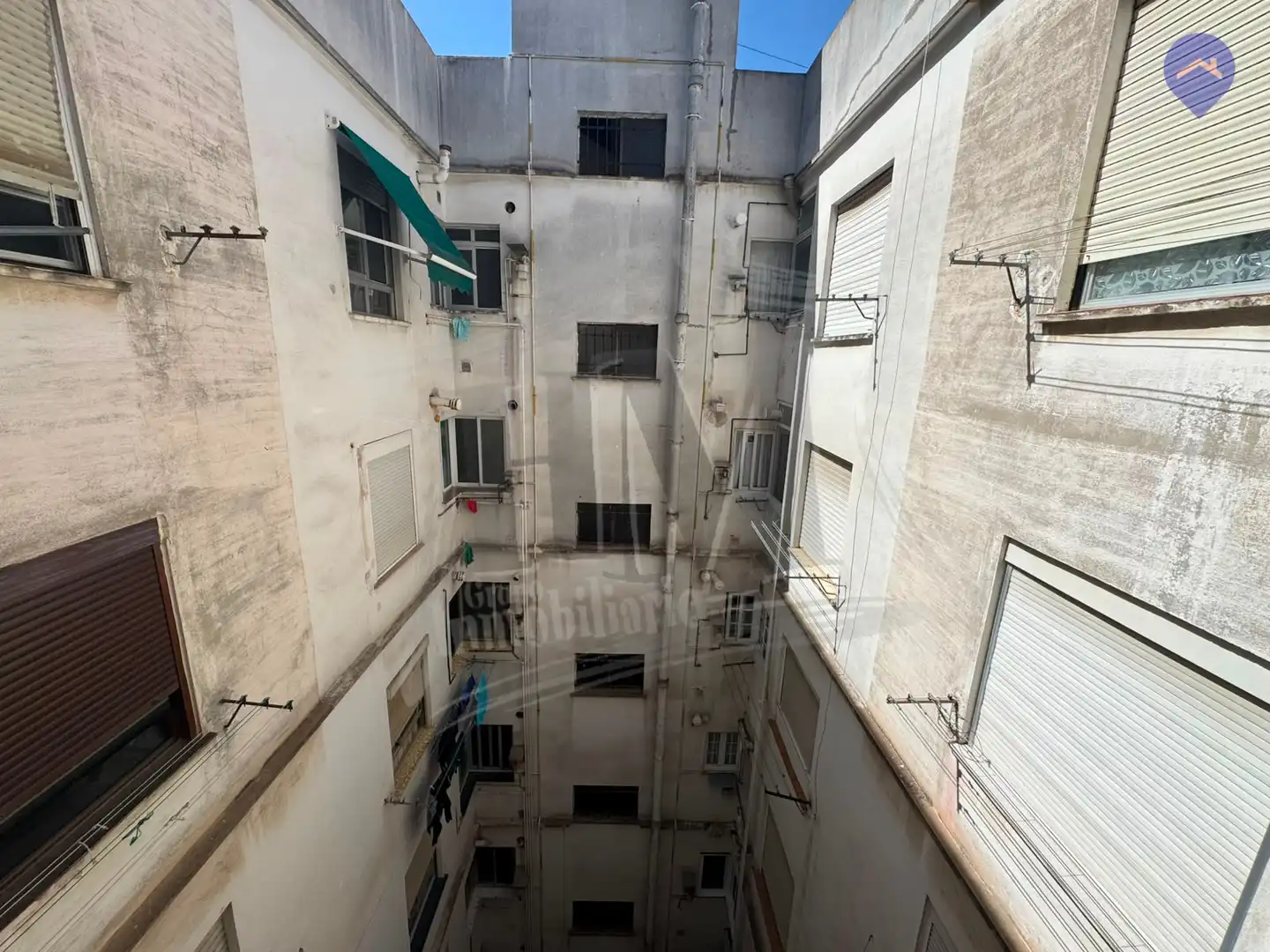 Vista exterior de Pis en venda en Valencia amb Aire condicionat, Terrassa i Alarma