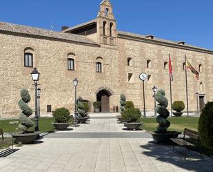 Vista exterior de Dúplex en venda en Torrijos amb Aire condicionat, Calefacció i Balcó