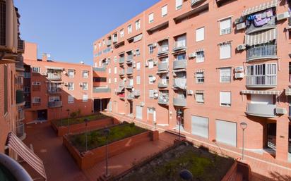 Vista exterior de Pis en venda en  Granada Capital amb Aire condicionat, Terrassa i Balcó