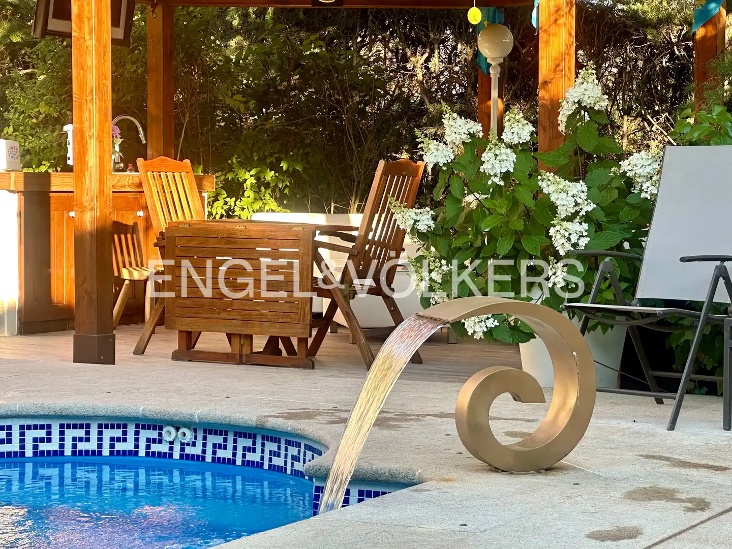 Terrassa de Casa o xalet en venda en Galapagar amb Aire condicionat, Calefacció i Jardí privat