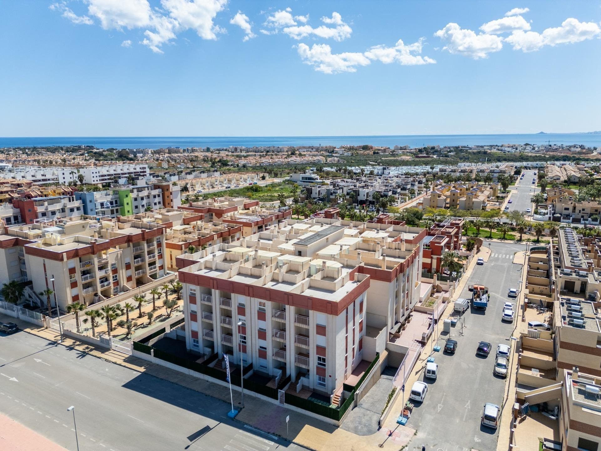Exterior view of Apartment for sale in Orihuela  with Terrace, Swimming Pool and Community pool