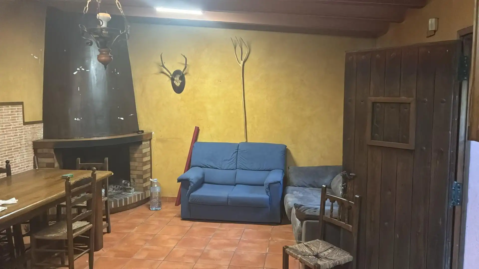 Wohnzimmer von Grundstücke zum Verkauf in Vall-llobrega