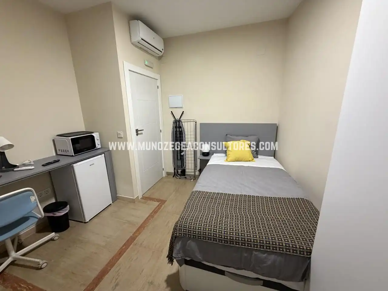 Bedroom of Houses for rent in Lucena  with Air Conditioner and Terrace
