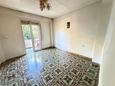 Wohnung mit Balkon zum Verkauf in Plaça de les Corts Valencianes