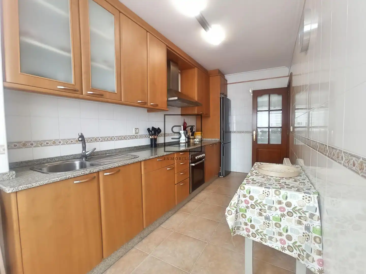 Kitchen of Apartments for rent in Ferrol  with Heating and Furnished