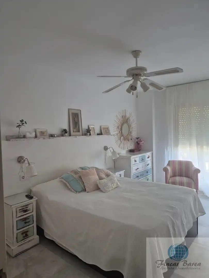 Schlafzimmer von Wohnung zum Verkauf in Fuengirola mit Klimaanlage und Terrasse