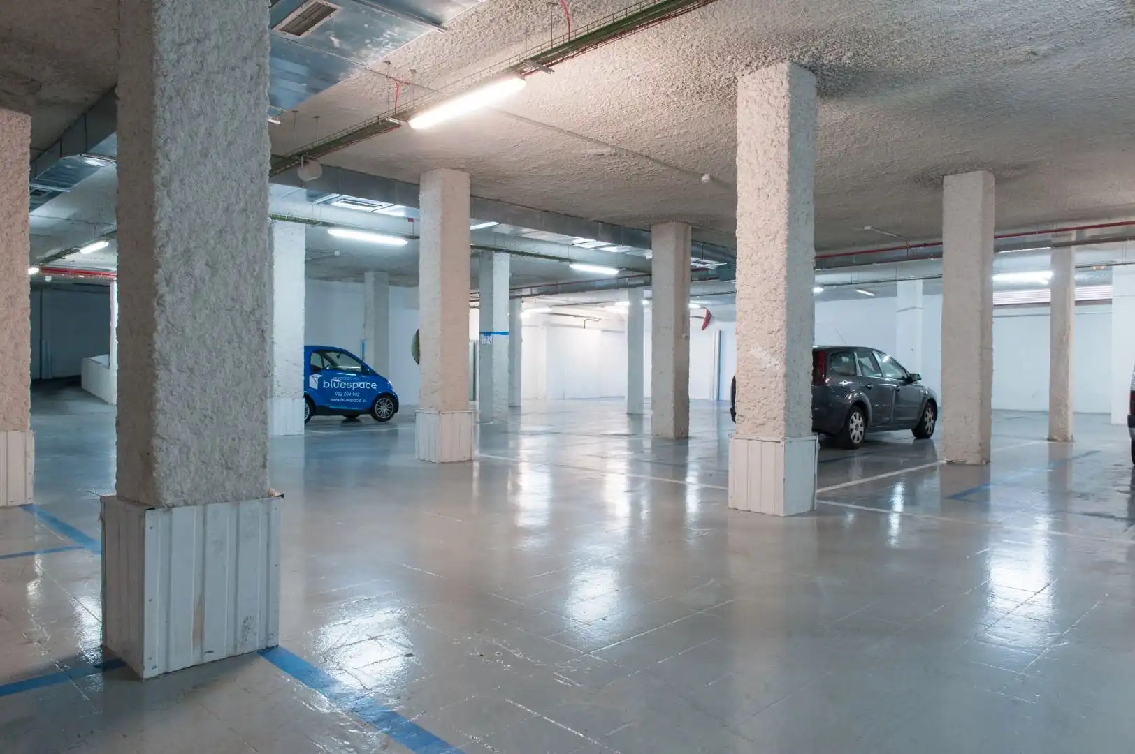 Parkplatz von Lagerraum zur Miete in Madrid mit Alarm