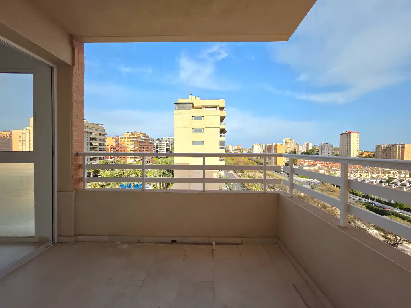 Terrassa de Pis en venda en Alicante / Alacant amb Aire condicionat, Terrassa i Piscina comunitària