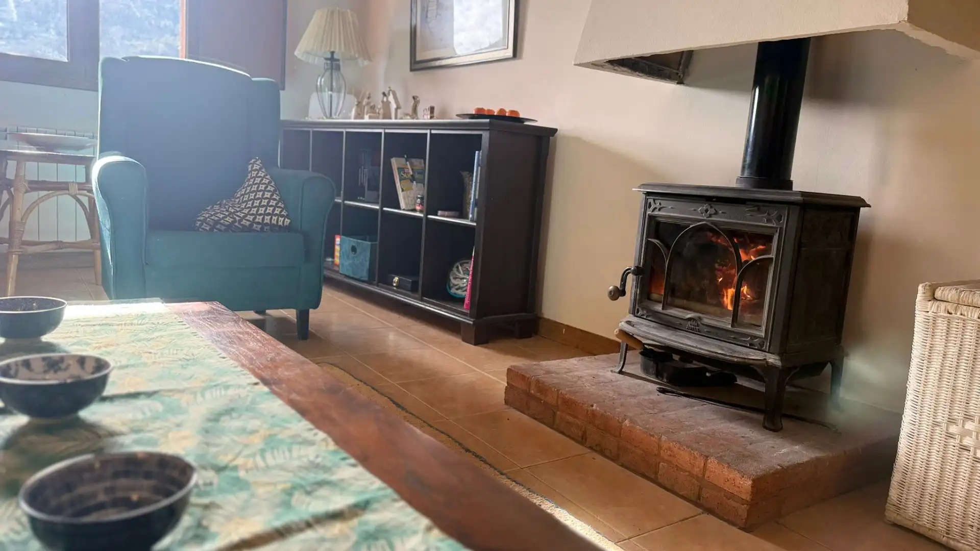 Sala de estar de Casa adosada en venta en Castellote con Calefacción, Terraza y Trastero