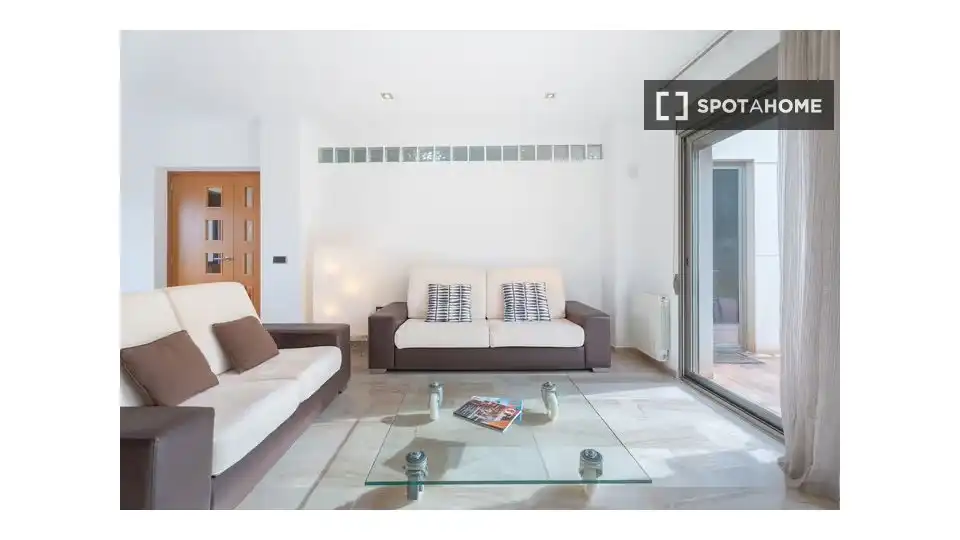 Sala de estar de Piso de alquiler en Valencia con Aire acondicionado, Calefacción y Amueblado