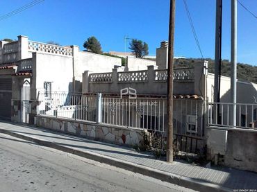 Casa con jardín en venta en Sant Vicenç Dels Horts