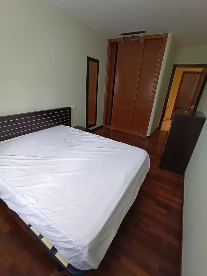 Schlafzimmer von Wohnungen zum Verkauf in Narón mit Möbliert