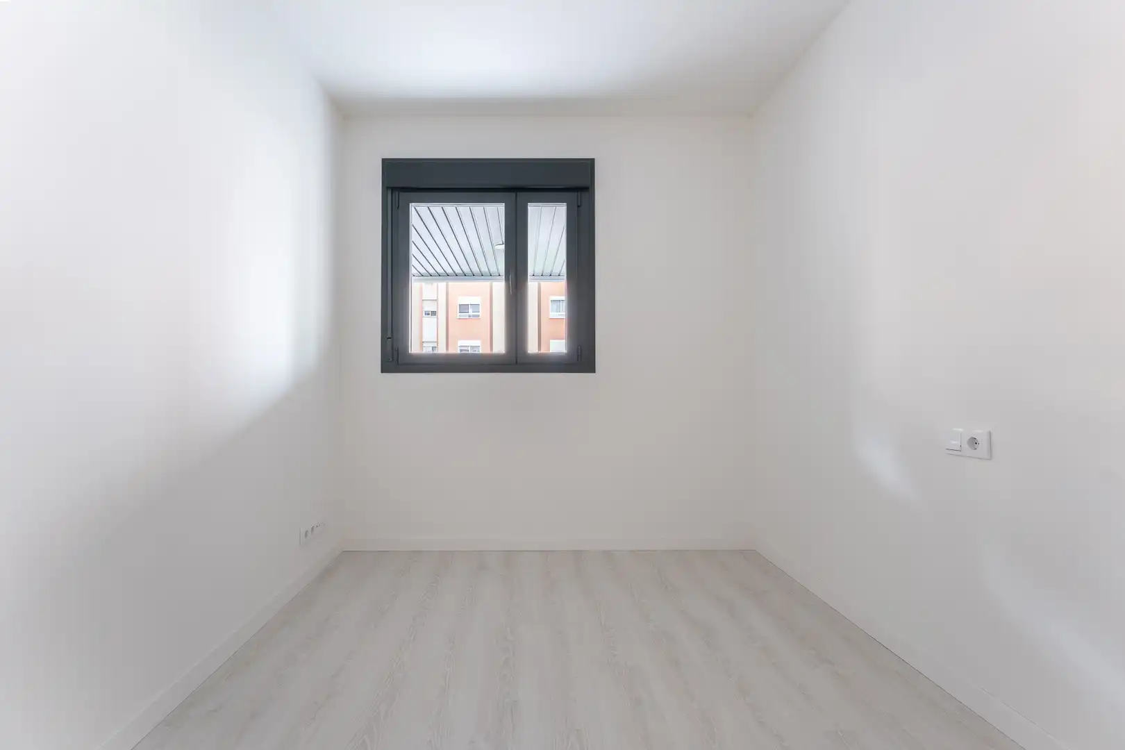 Bedroom of Flat for sale in Málaga  with Parquet flooring, Terrace and Storage room