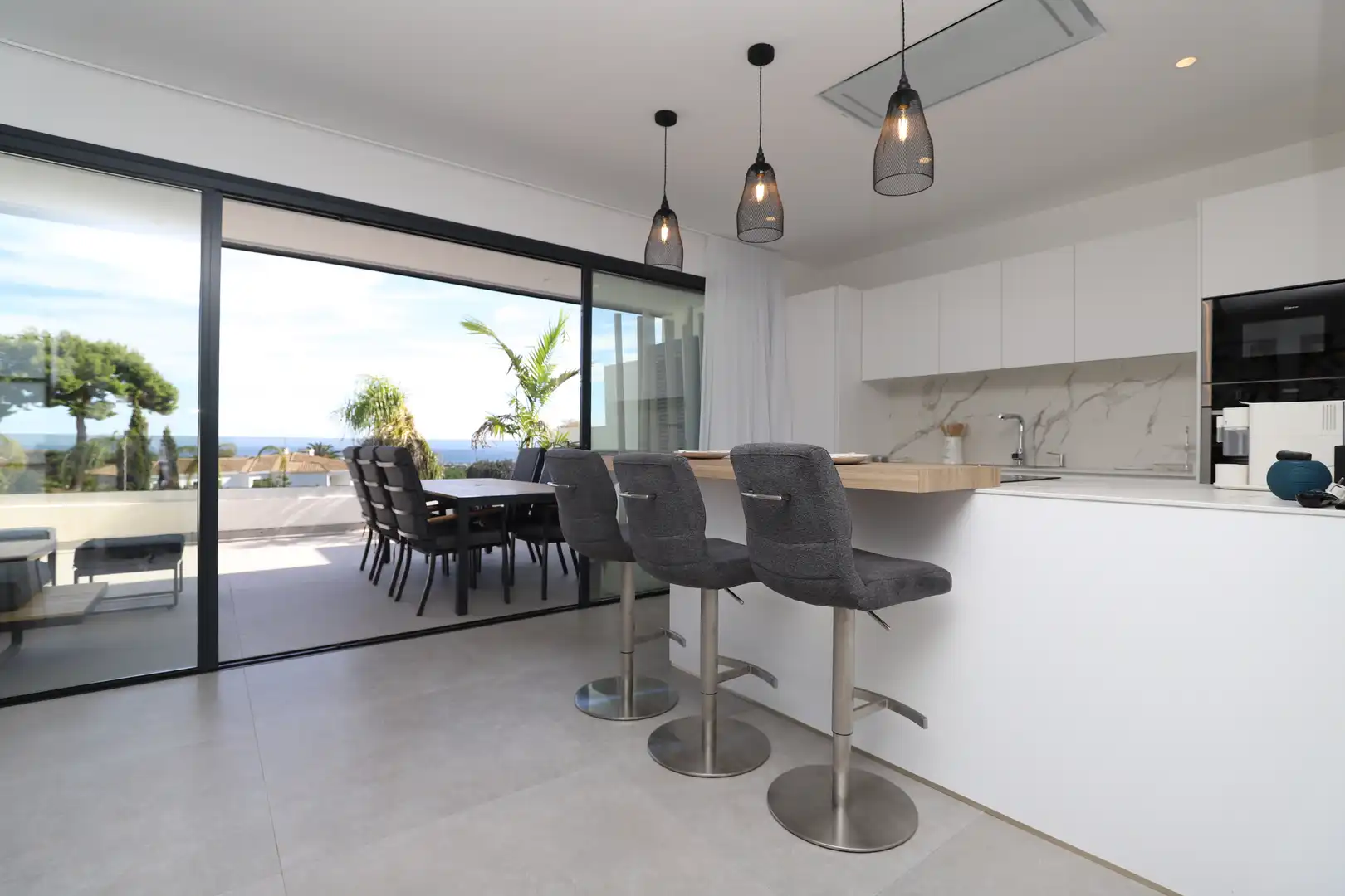 Cocina de Apartamento en venta en Estepona con Aire acondicionado, Calefacción y Terraza