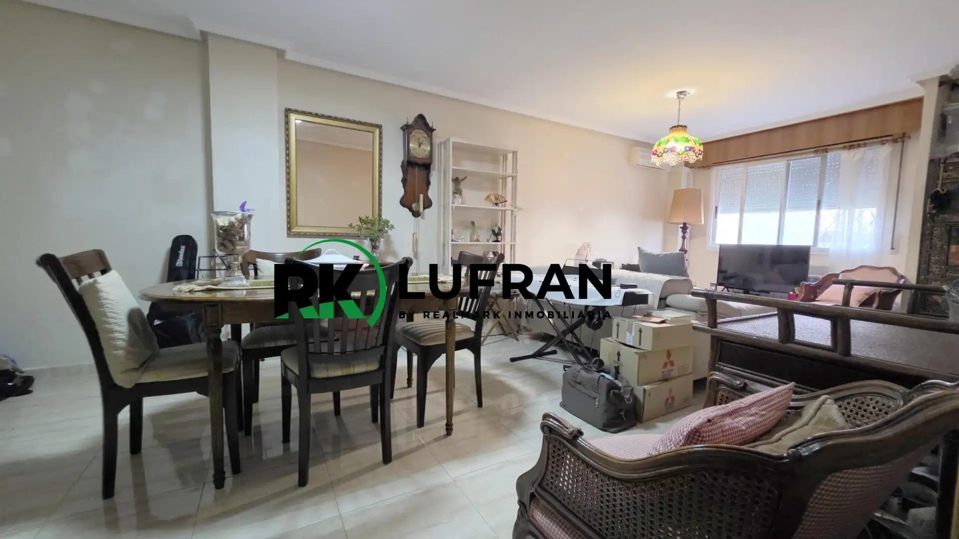 Wohnzimmer von Wohnung zum Verkauf in El Campello mit Klimaanlage, Privatgarten und Terrasse