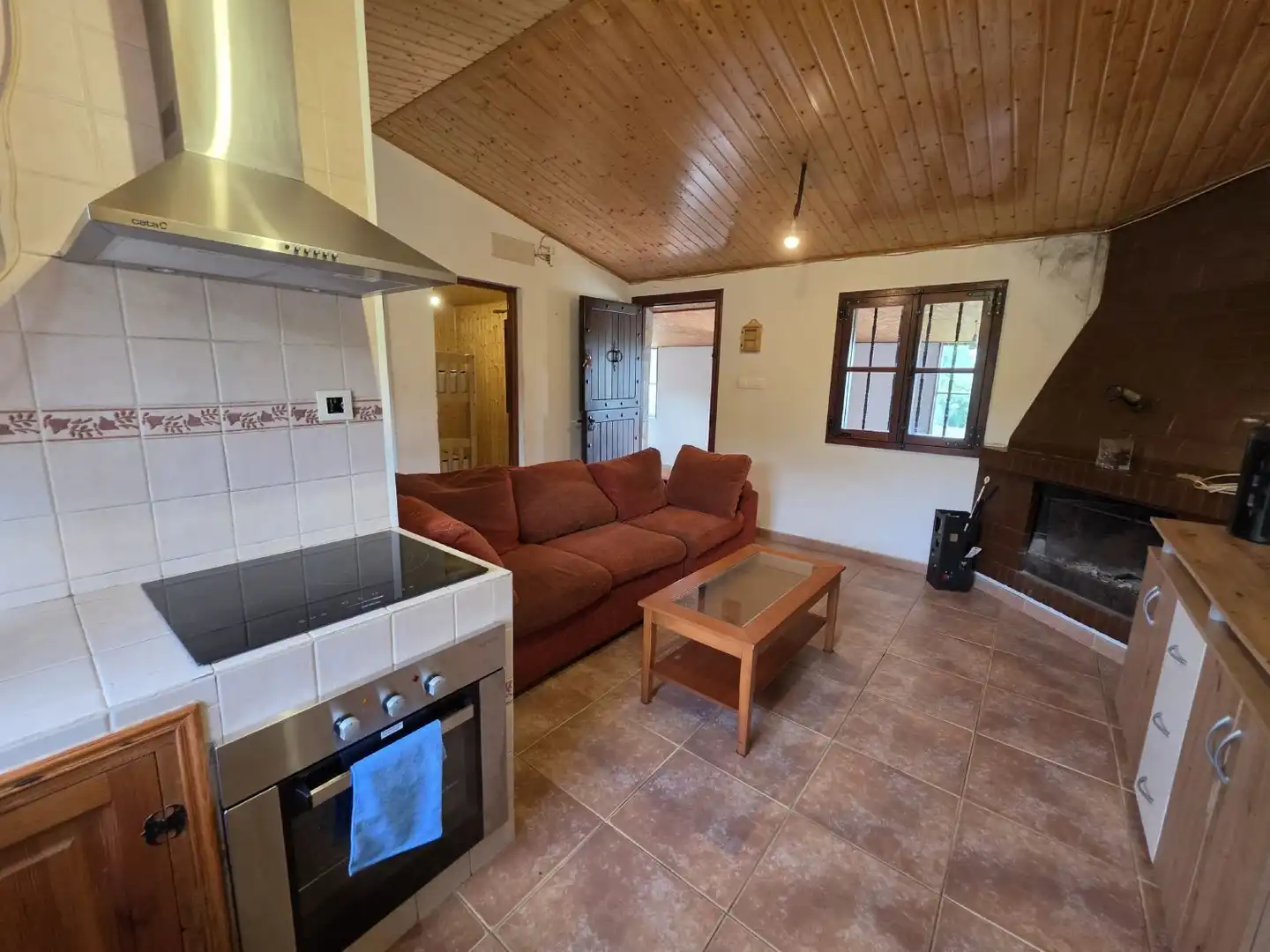 Sala d'estar de Finca rústica en venda en Curtis amb Jardí privat, Traster i Moblat