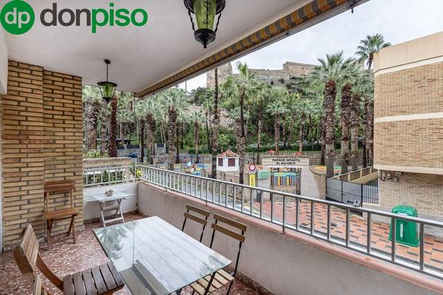 Piso en Venta en  GERANEOS, 9 en Almuñecar Centro
