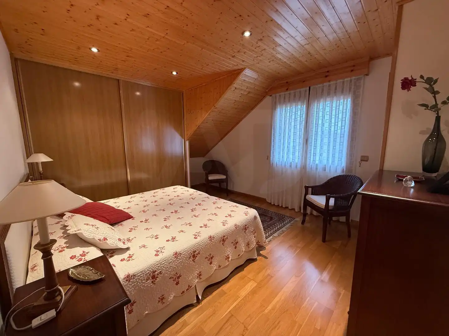 Dormitori de Casa o xalet en venda en Santovenia de la Valdoncina amb Calefacció i Terrassa