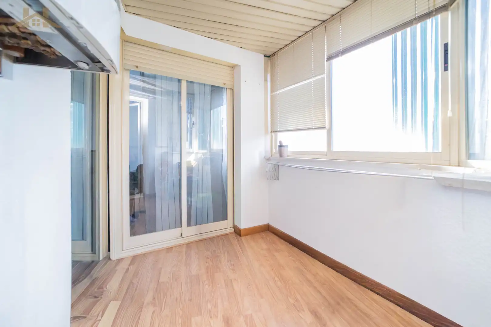 Balcony of Flat for sale in Pinto  with Air Conditioner, Heating and Terrace