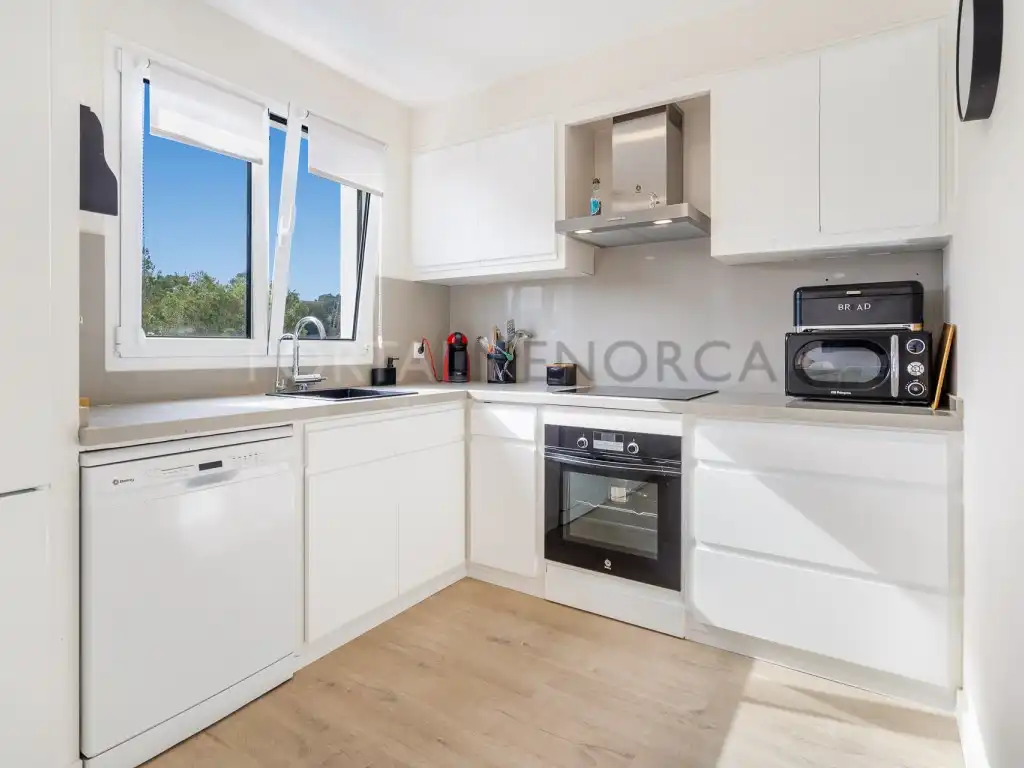 Küche von Haus oder Chalet zum Verkauf in Ciutadella de Menorca mit Klimaanlage, Privatgarten und Terrasse