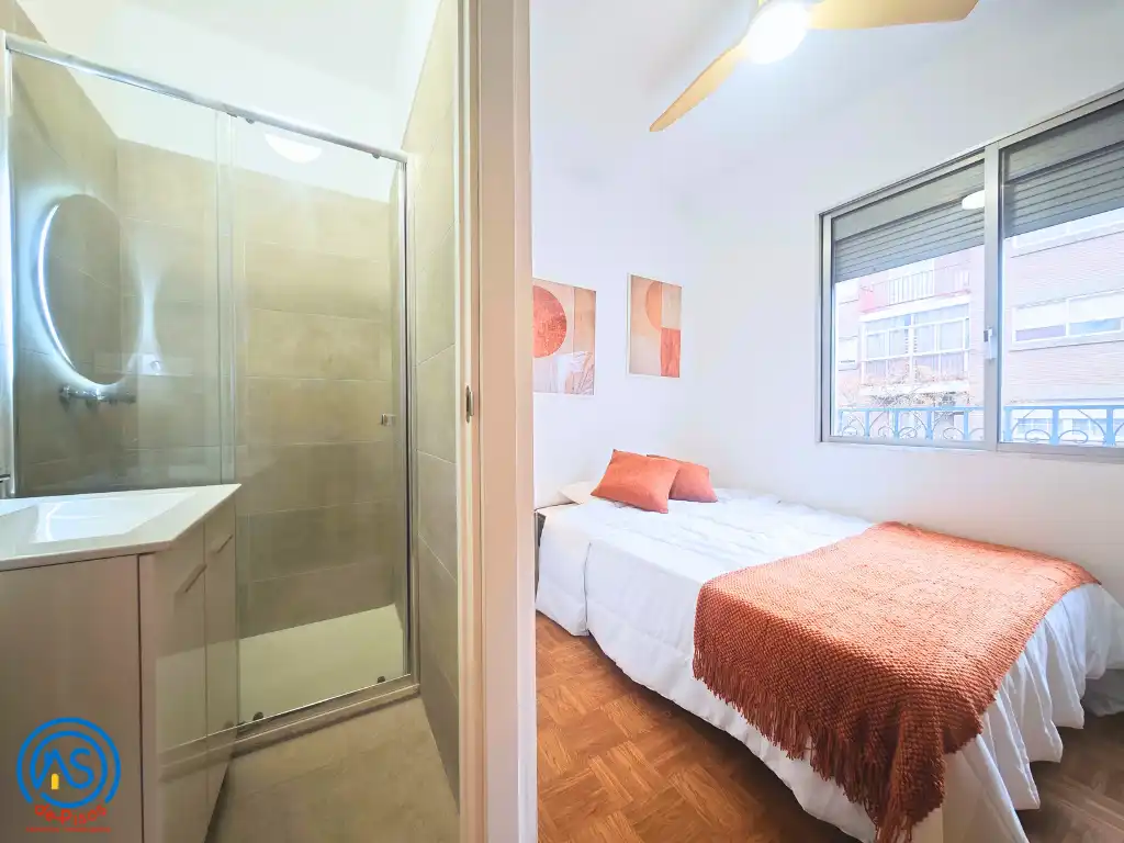 Flat for rent in Calle de Martínez Vargas, 2, Barrio Torrero
