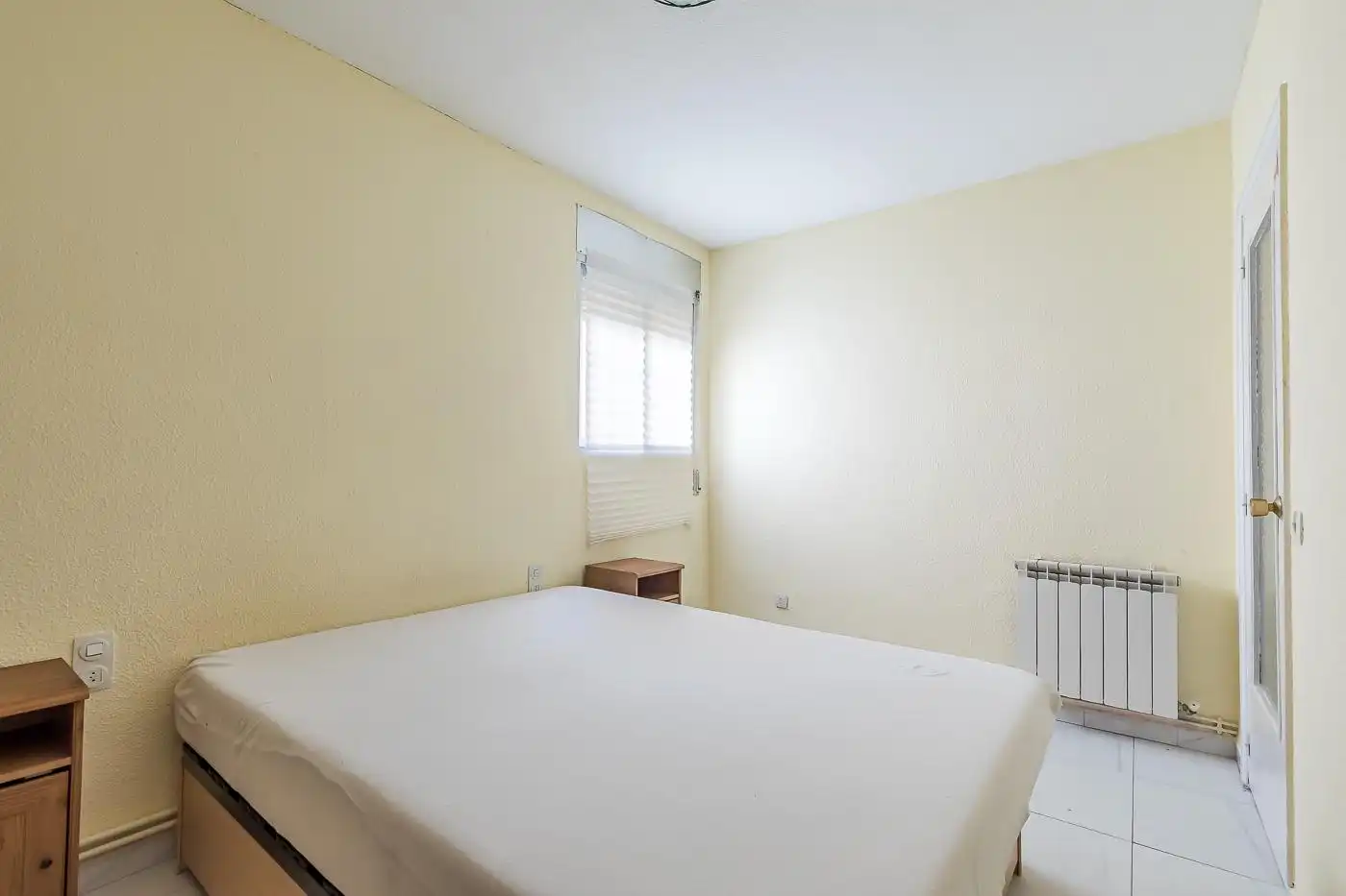 Bedroom of Flat for rent in Madrid  with Heating and Furnished