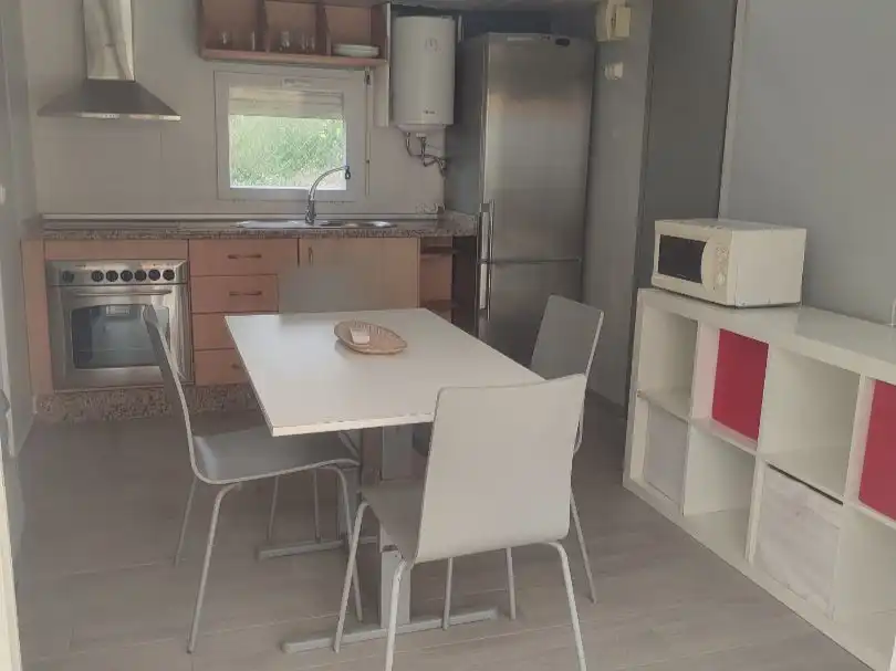 Bungalow zur Miete in Poblado Cajiz 3D, imagen 3