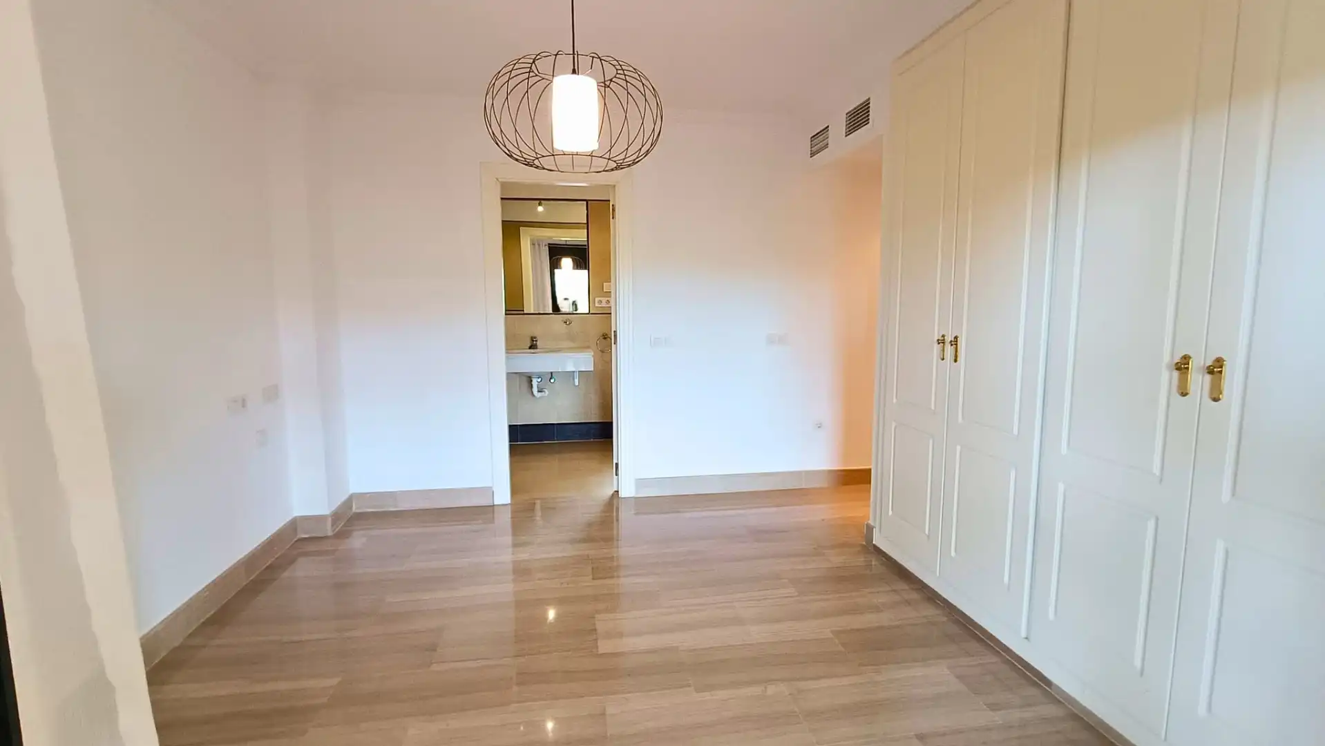 Flat for sale in Sotogrande Alto