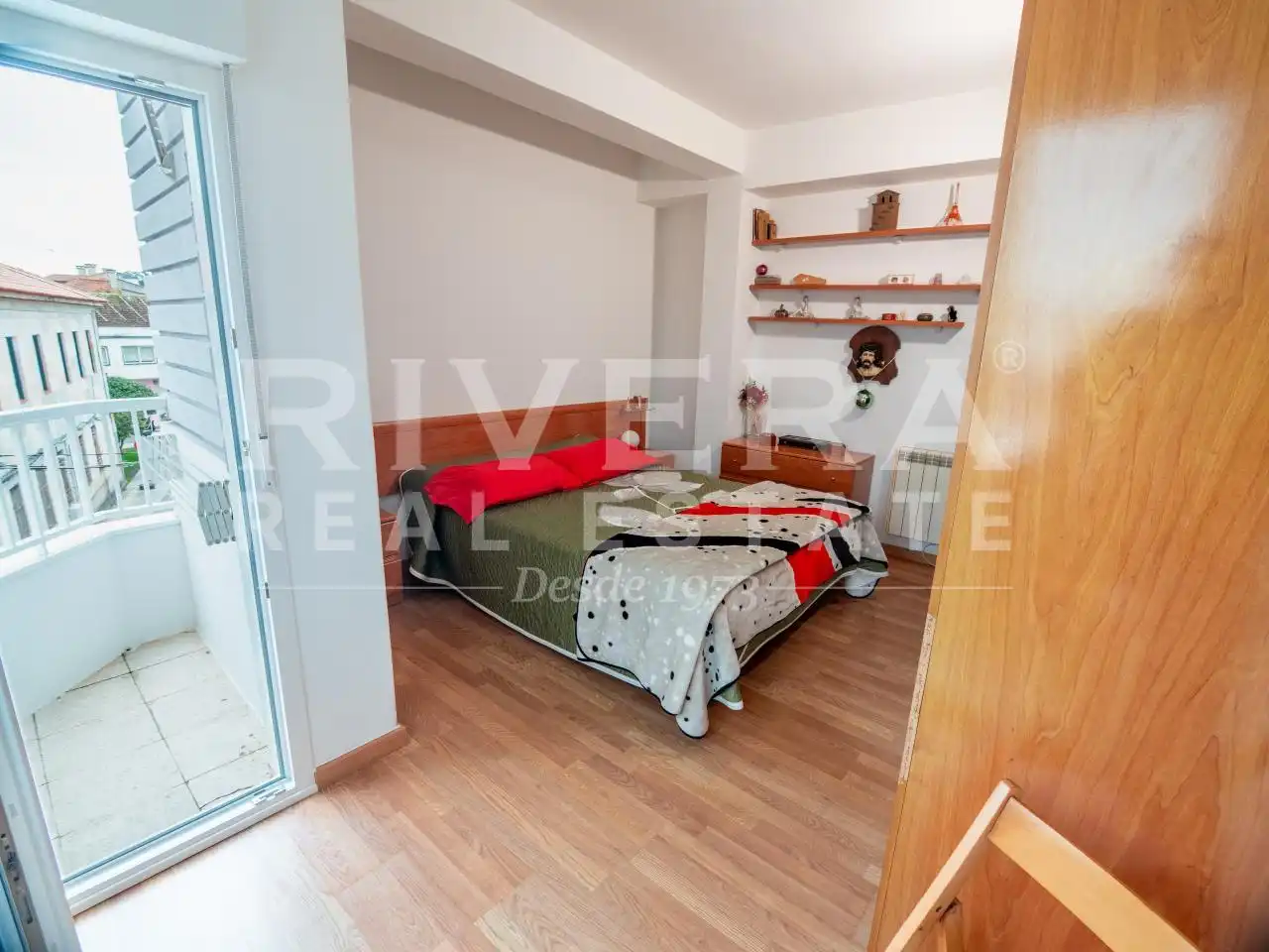 Habitación de Piso en venta en Vilanova de Arousa con Calefacción, Trastero y Amueblado