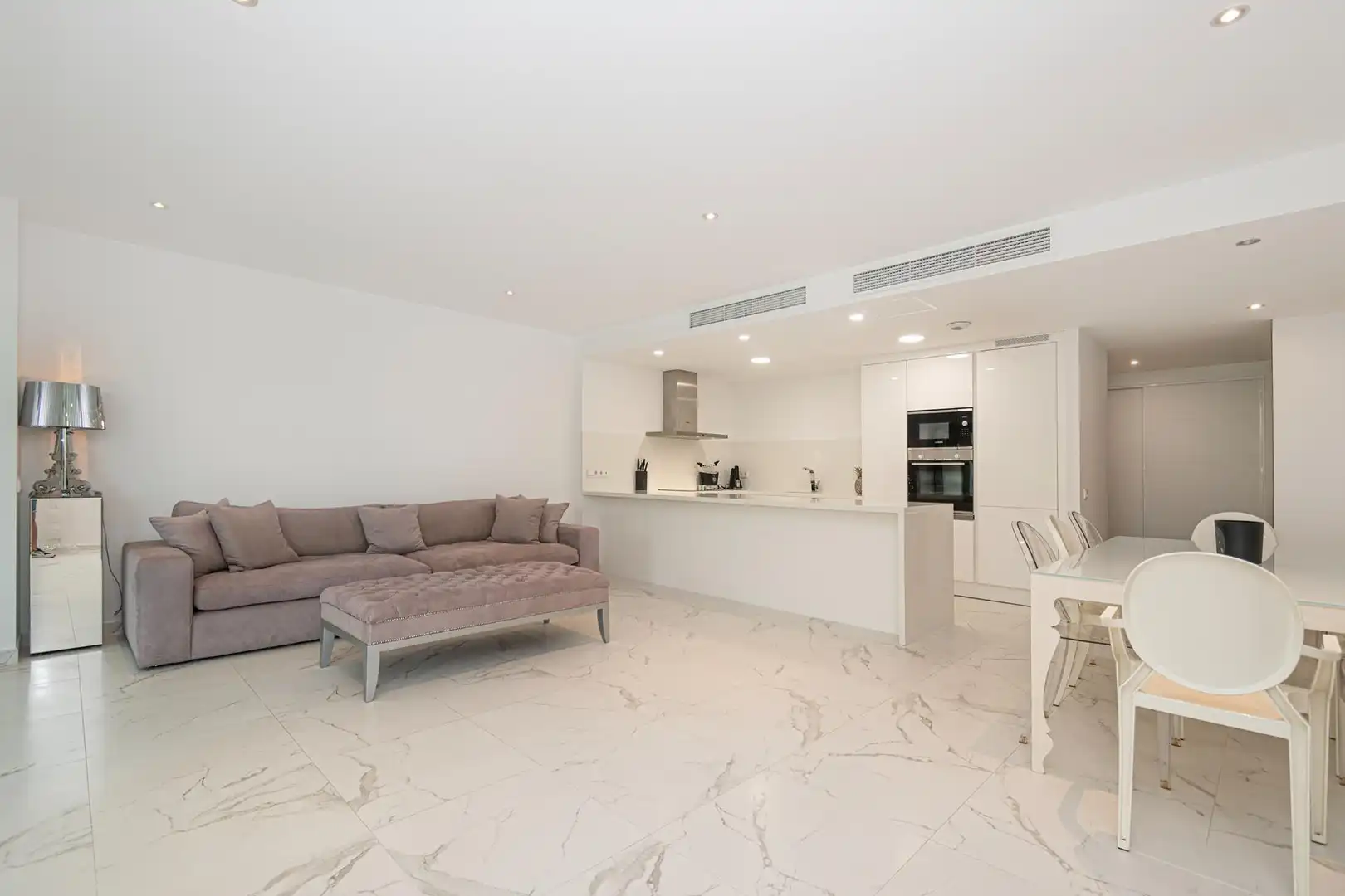 Living room of Ground floor for sale in Calvià  with Air Conditioner, Heating and Terrace