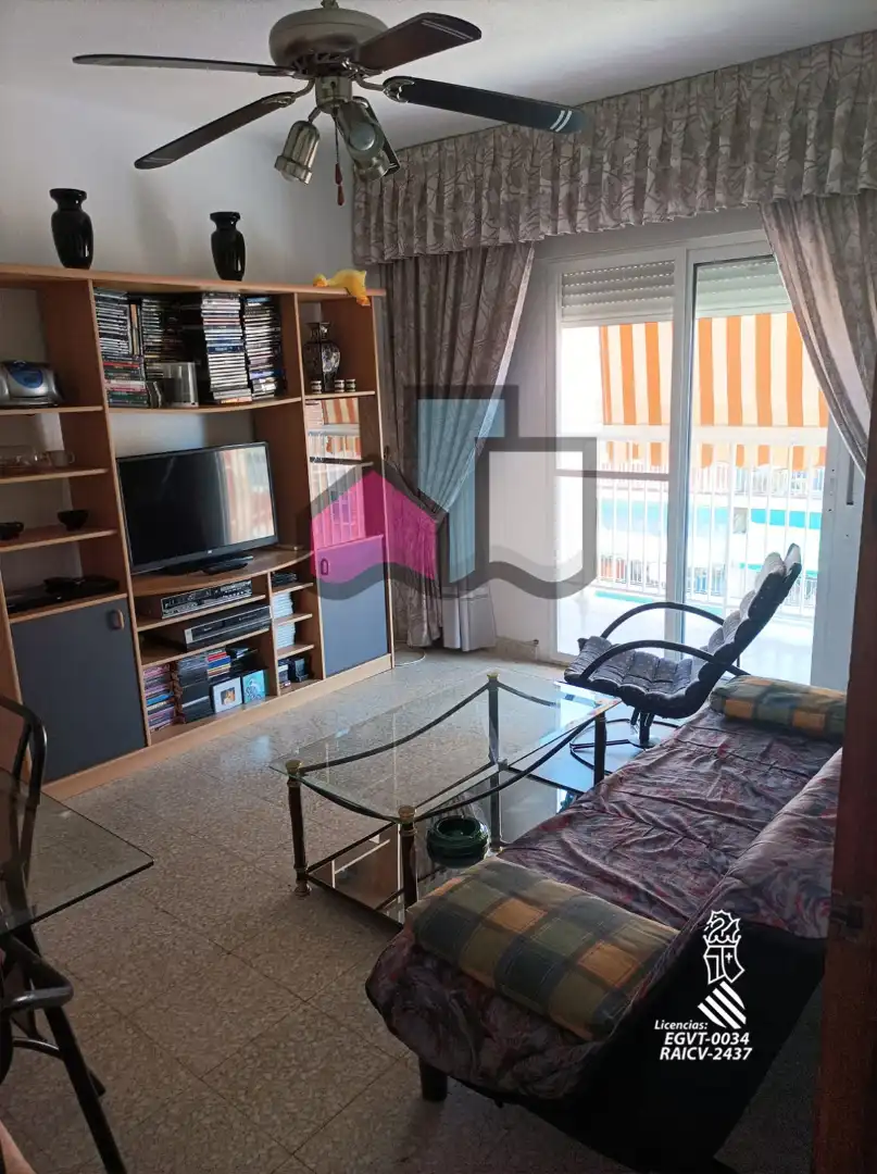 Piso con terraza en venta en Carrer de la Bega 44, imagen 5