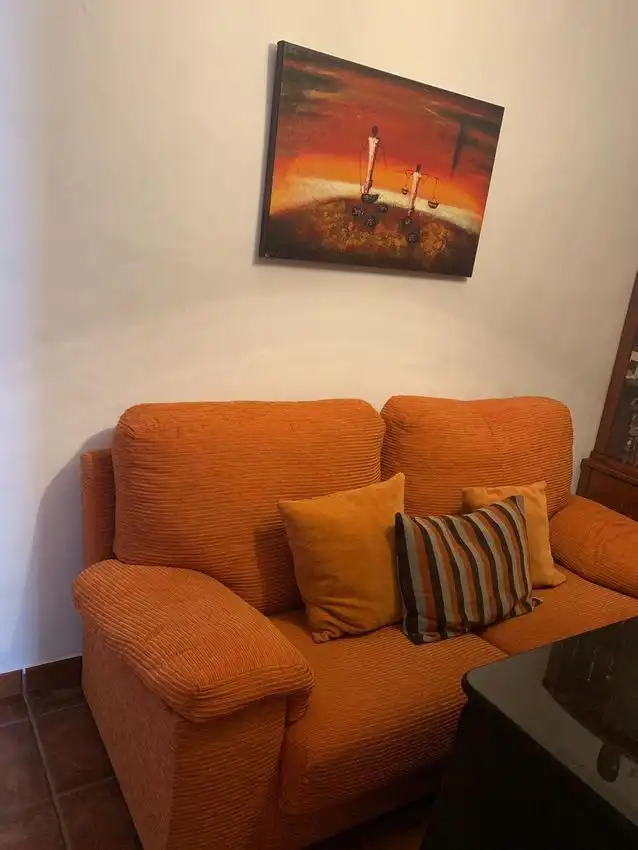 Sala d'estar de Casa adosada en venda en Arcos de la Frontera amb Aire condicionat