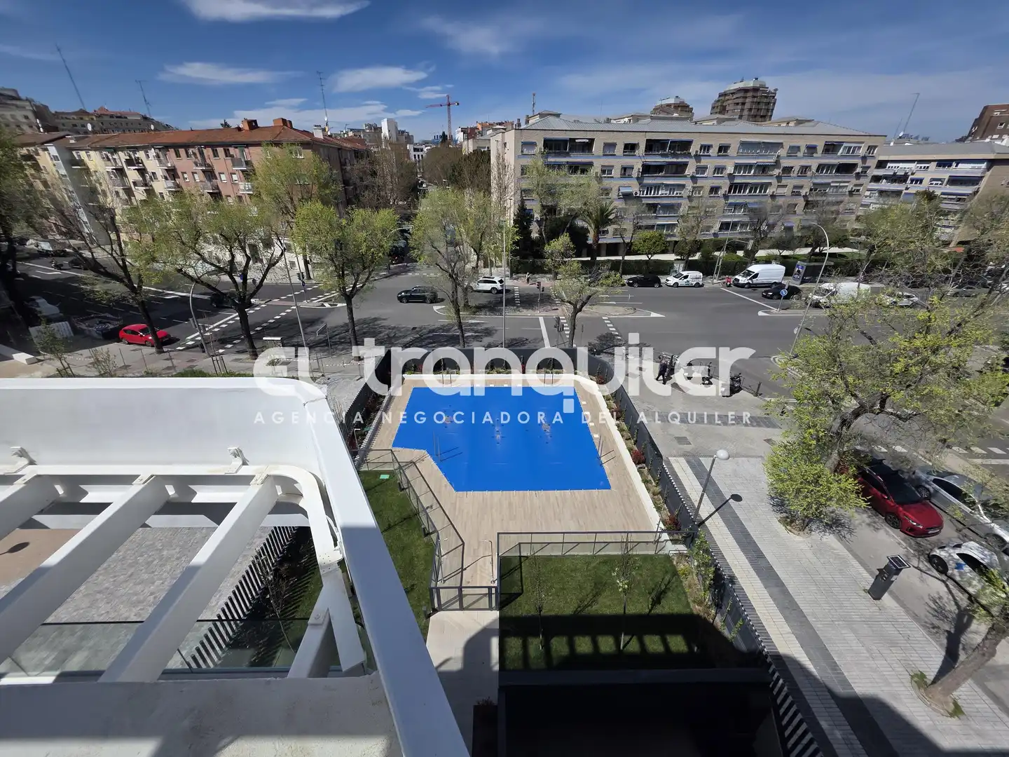 Exterior view of Flat for rent in Madrid  with Air Conditioner, Terrace and Storage room