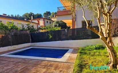 Swimming pool of House or chalet for sale in Calafell  with Air Conditioner, Heating and Private garden