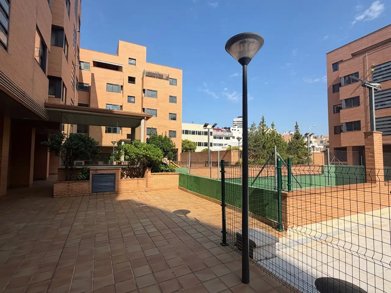 Terraza de Piso en venta en Madrid con Calefacción, Terraza y Trastero