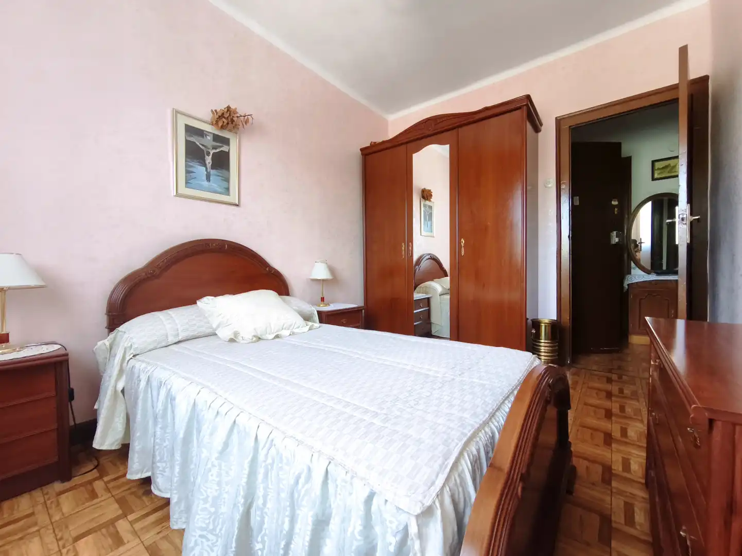 Bedroom of Flat for sale in  Logroño  with Parquet flooring