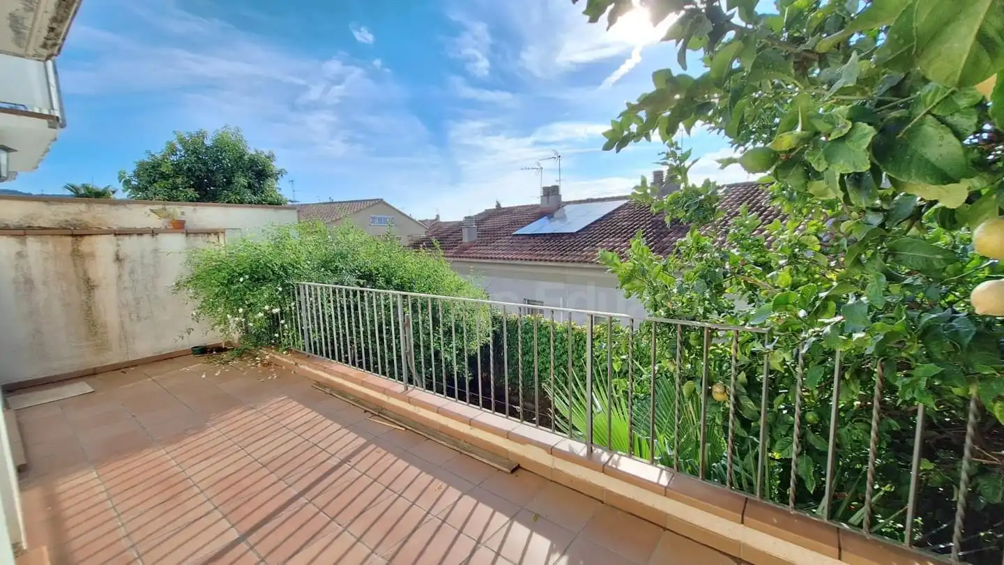 Maison mitoyenne avec jardin à vendre à Nucli Urbà, imagen 36