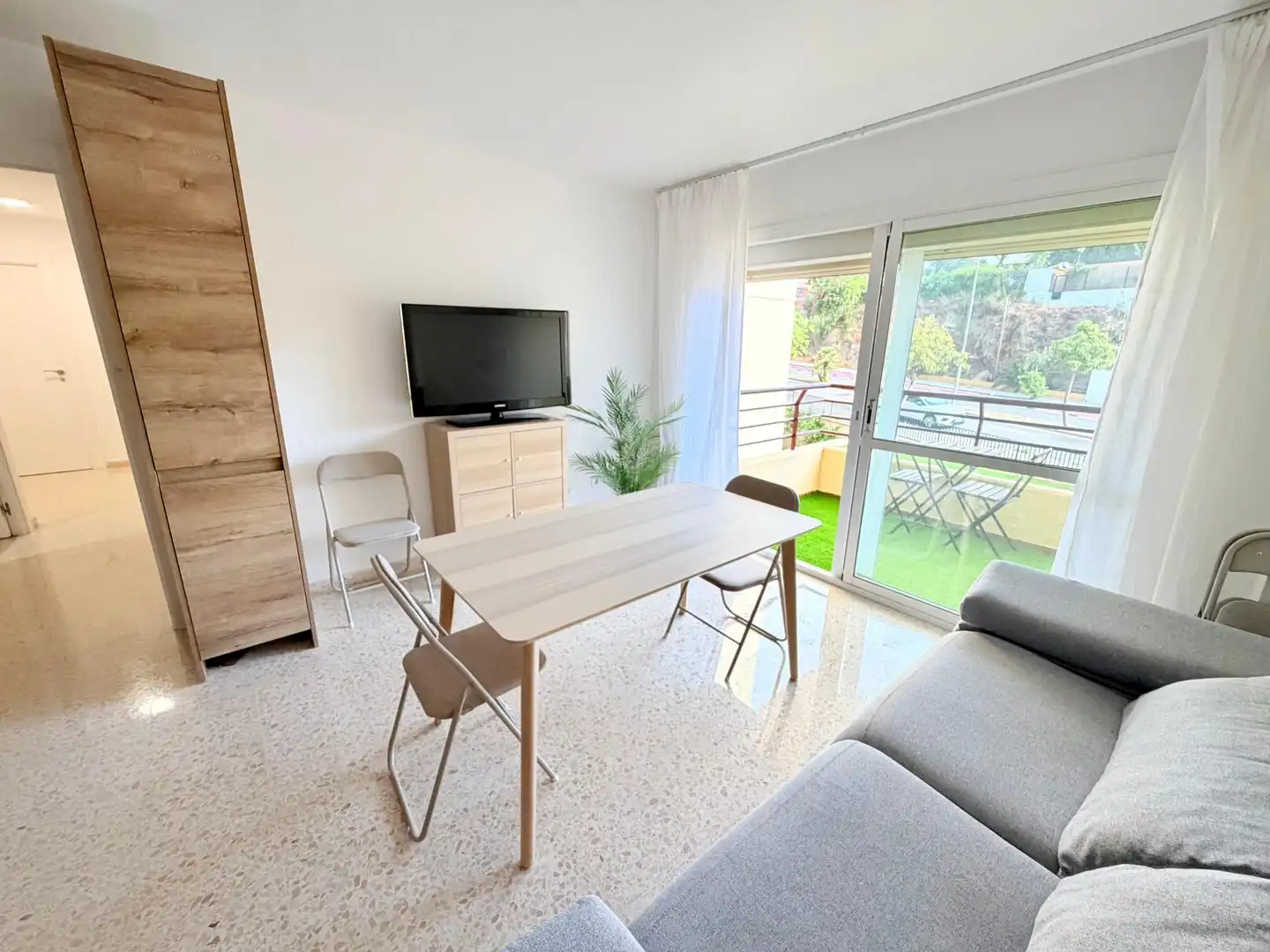 Living room of Flat for share in Málaga  with Terrace and Furnished