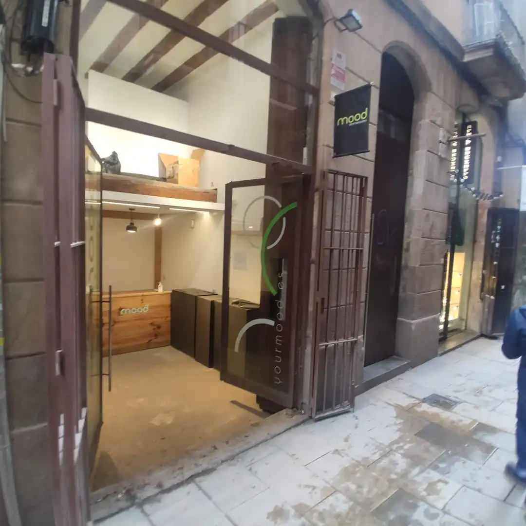 Geschaftsraum zum Verkauf in Barcelona mit Klimaanlage