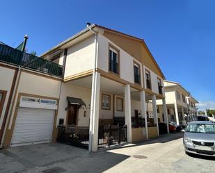 Vista exterior de Casa o xalet en venda en Añorbe amb Aire condicionat i Terrassa