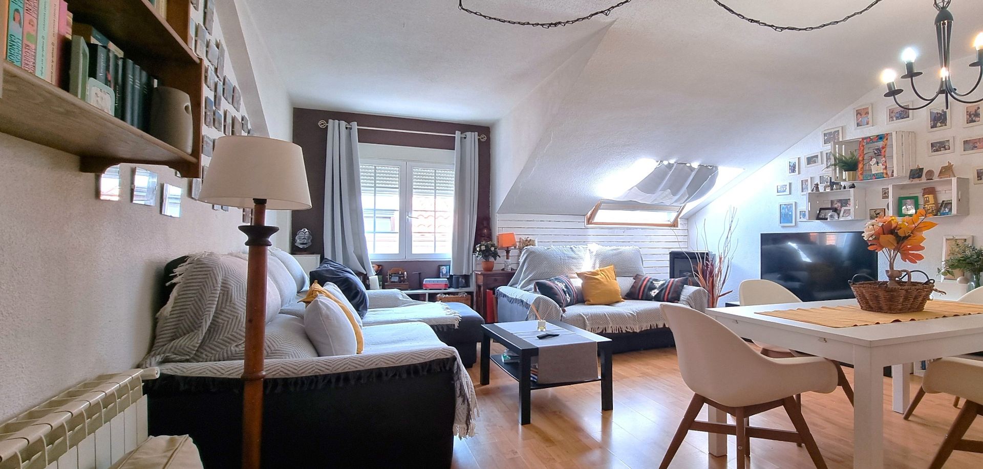 Sala de estar de Piso en venta en Guadalix de la Sierra con Trastero y Amueblado
