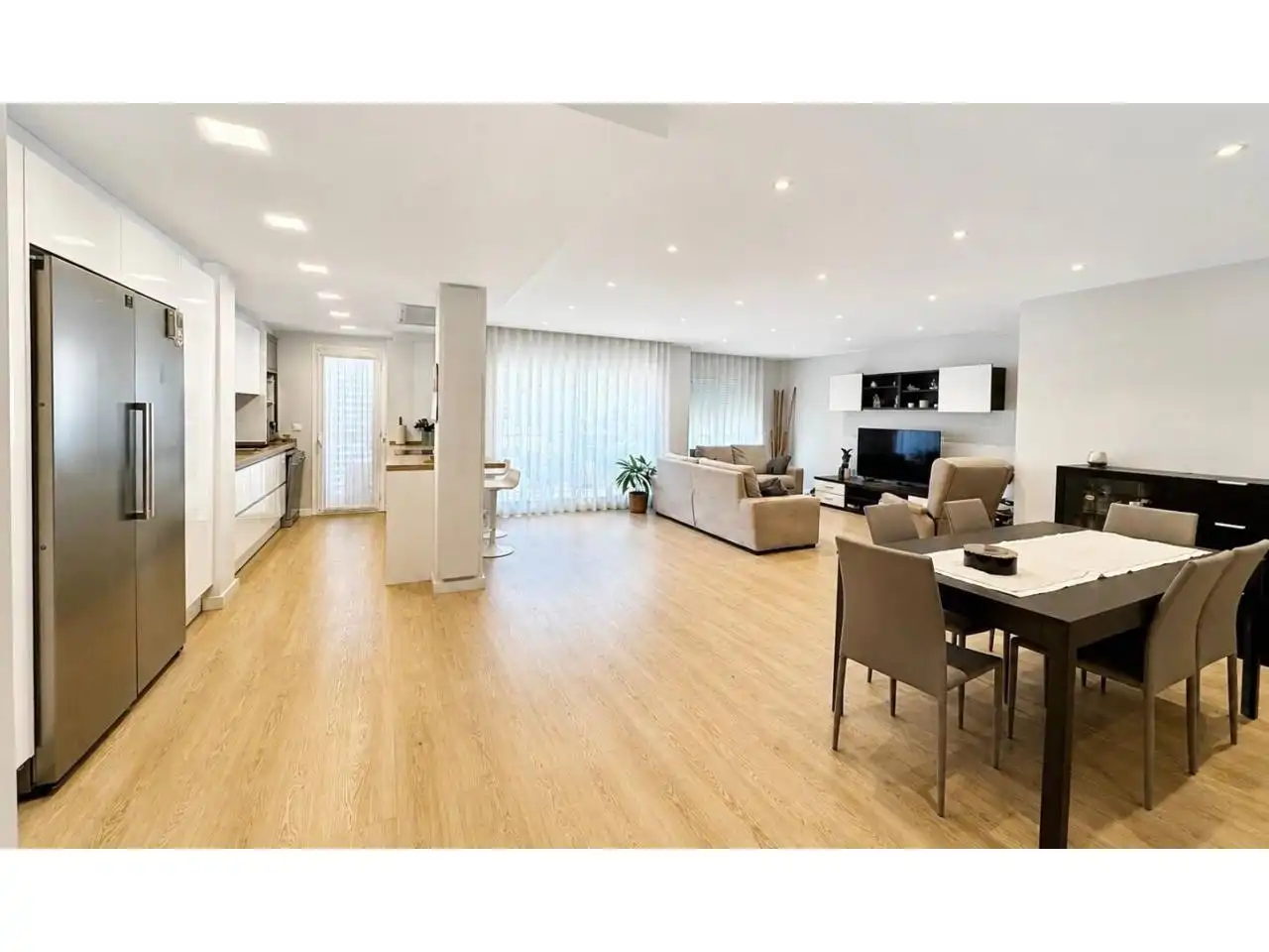 Maisonette zum Verkauf in Manresa mit Klimaanlage, Heizung und Parkett