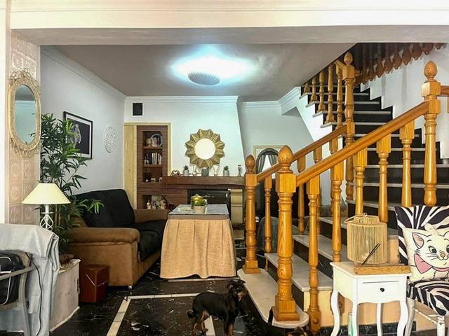 Casa-chalet en Venta en Calle MEMORIA en Dúrcal