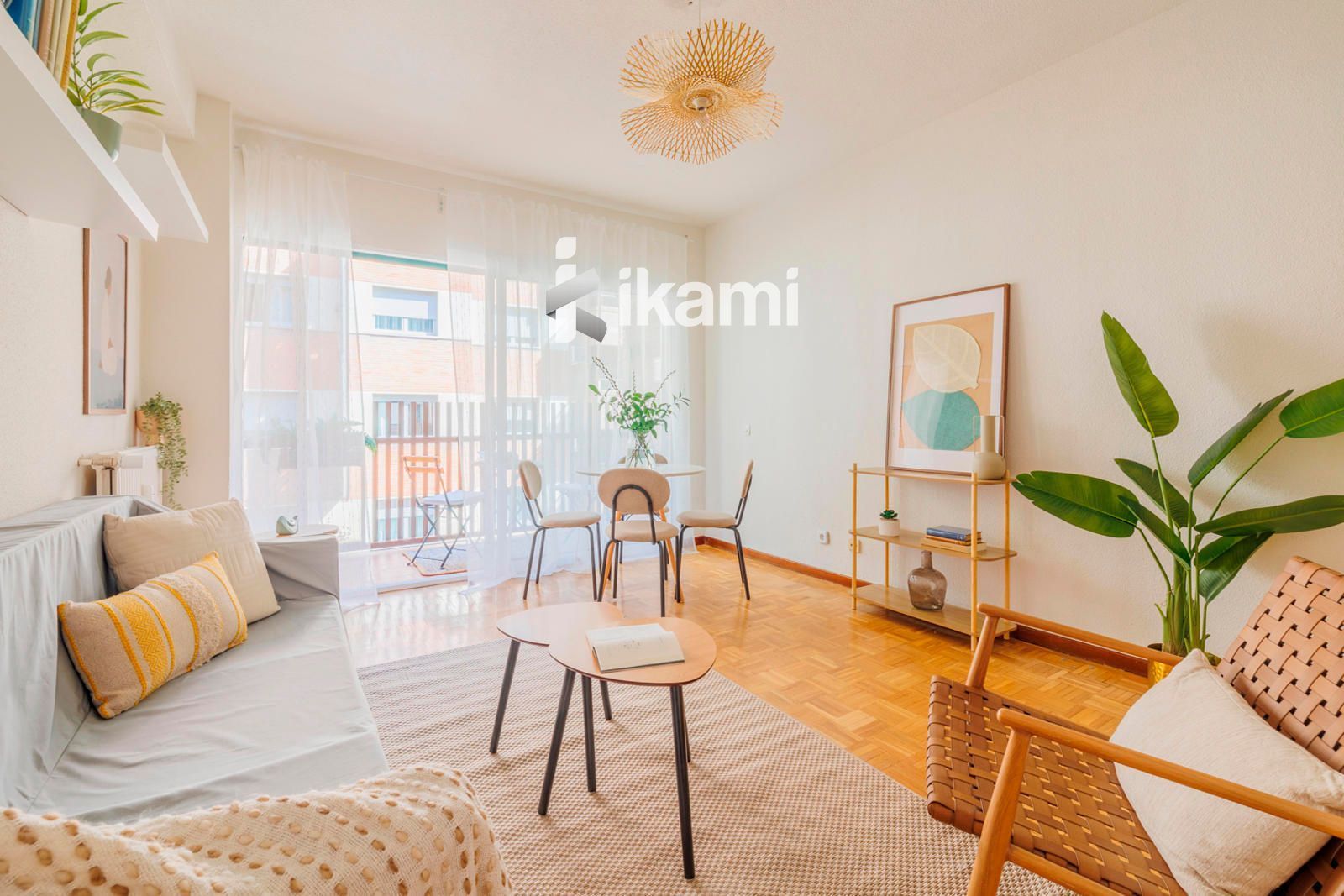 Flat for sale in Ríos Rosas - Nuevos Ministerios, Chamberí