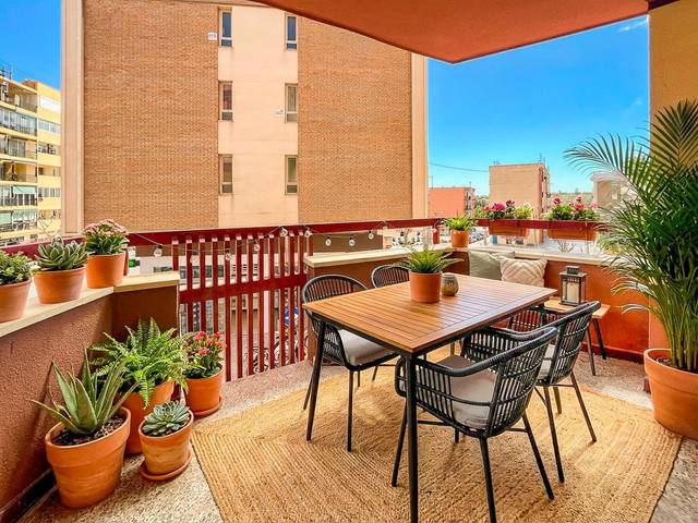 Apartamento en Venta en Pueblo - Urbanizaciones