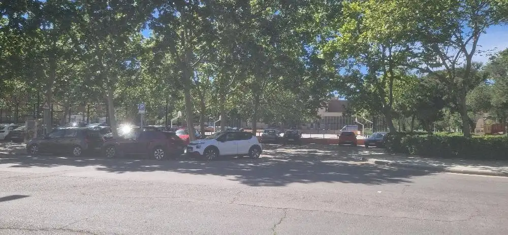 Parking de Casa adosada en venta en Valencia con Aire acondicionado, Calefacción y Terraza