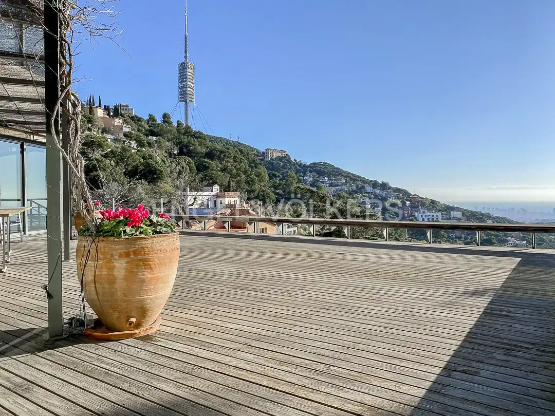 Terraza de Casa o chalet en venta en Barcelona con Calefacción, Jardín privado y Parquet